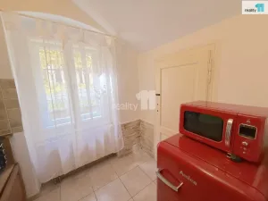 Prodej bytu 1+1, Karlovy Vary, Krále Jiřího, 40 m2