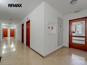 Prodej bytu 1+kk, Praha - Záběhlice, Mattioliho, 34 m2