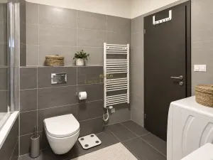 Prodej bytu 2+kk, Praha - Hostavice, U Hostavického potoka, 40 m2