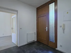 Pronájem bytu 3+kk, Týnec nad Sázavou - Brodce, Na Kněžině, 65 m2