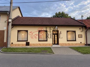 Prodej obchodního prostoru, Slušovice, Osvoboditelů, 89 m2