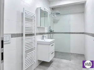 Prodej bytu 2+kk, Praha, Sokolovská, 42 m2