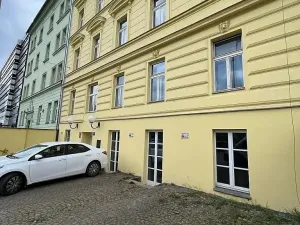 Prodej komerční nemovitosti, Praha - Smíchov, Radlická, 60 m2