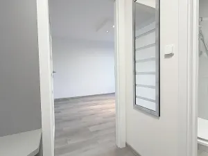 Pronájem bytu 1+kk, Praha, Michnova, 28 m2
