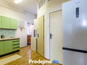 Prodej bytu 3+kk, Znojmo, Jarošova, 79 m2