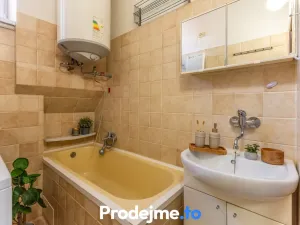 Prodej bytu 3+kk, Znojmo, Jarošova, 79 m2