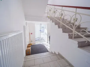 Pronájem kanceláře, Jičín, 17. listopadu, 688 m2