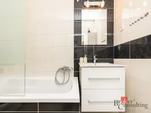 Prodej bytu 2+1, Kladno - Kročehlavy, Ukrajinská, 53 m2