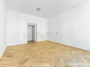 Prodej bytu 2+kk, Praha - Vinohrady, Bělehradská, 45 m2