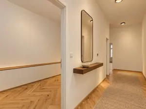 Prodej bytu 2+kk, Praha - Vinohrady, Bělehradská, 45 m2