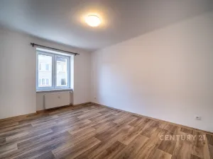 Pronájem bytu 2+1, České Budějovice - České Budějovice 6, Polní, 61 m2