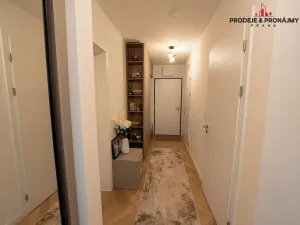Prodej bytu 4+kk, Praha - Dolní Měcholupy, Kardausova, 103 m2