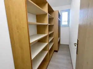 Pronájem vily, Zlín, 574 m2
