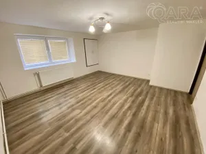 Pronájem bytu 1+1, Ivanovice na Hané, Husova, 35 m2