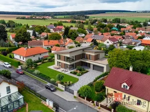 Prodej pozemku pro bydlení, Výrov - Hadačka, 1036 m2