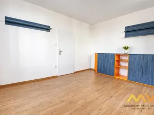 Pronájem bytu 2+1, Hradec Králové, Průmyslová, 57 m2