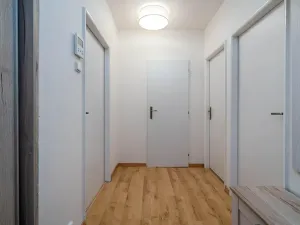 Prodej bytu 3+1, Praha - Střížkov, Varnsdorfská, 55 m2
