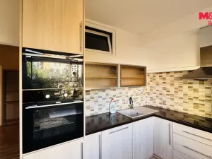Pronájem bytu 4+1, České Budějovice - České Budějovice 2, M. Chlajna, 82 m2