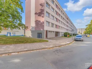 Prodej bytu 1+kk, Hradec Králové, Na Kotli, 28 m2
