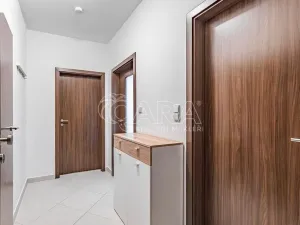 Pronájem bytu 2+kk, Praha - Stodůlky, Svitákova, 67 m2