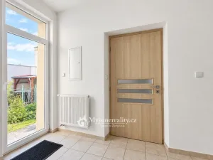 Pronájem bytu 1+1, Znojmo, Jubilejní park, 33 m2