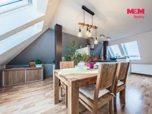 Prodej rodinného domu, Psáry - Dolní Jirčany, U Studny, 275 m2