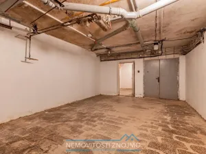 Prodej obchodního prostoru, Březí, Dunajovická, 630 m2