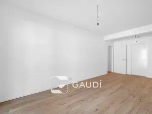 Prodej bytu 3+kk, Praha, Mezitraťová, 95 m2