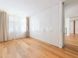 Pronájem bytu 5+kk, Praha - Vinohrady, Laubova, 184 m2