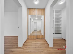 Pronájem bytu 2+kk, Hradec Králové - Třebeš, Pod Zámečkem, 60 m2