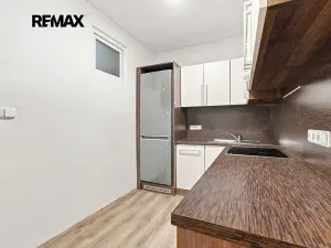 Prodej bytu 2+kk, Plzeň, Na Dolíkách, 56 m2
