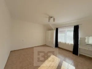 Pronájem bytu 2+1, Vodochody, U Studánky, 74 m2