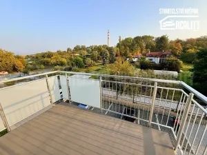 Pronájem bytu 2+kk, Holice, Pod Parkem, 46 m2