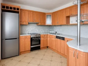 Prodej bytu 3+1, Odry, sídliště Míru, 76 m2