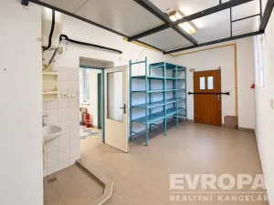 Prodej rodinného domu, Nová Paka, Kafkova, 210 m2