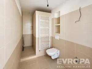 Prodej rodinného domu, Nová Paka, Kafkova, 210 m2