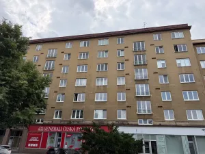 Prodej bytu 2+1, Praha - Vršovice, Kubánské náměstí, 55 m2