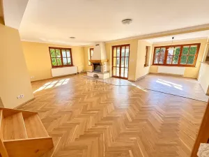 Pronájem rodinného domu, Vestec, Vilová I, 250 m2
