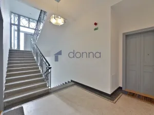 Pronájem bytu 4+kk, Praha, Laubova, 203 m2