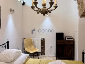 Pronájem bytu 1+kk, Praha, Mozartova, 94 m2