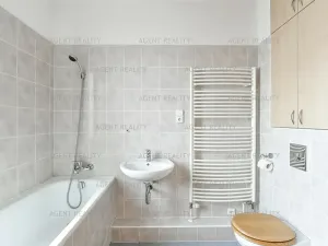 Pronájem bytu 2+kk, Praha - Řepy, Čistovická, 51 m2