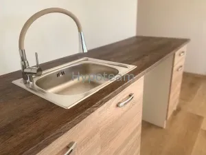 Pronájem bytu 1+kk, Ústí nad Labem - Severní Terasa, Větrná, 20 m2