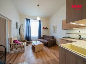 Pronájem restaurace, Seč, 292 m2