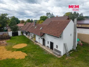Prodej rodinného domu, Lužná, Masarykovo nám., 165 m2