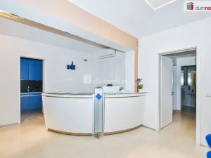 Pronájem kanceláře, Praha - Nové Město, V jirchářích, 284 m2