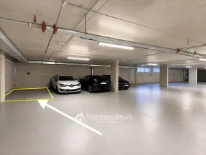 Prodej bytu 3+kk, Znojmo, Jarošova, 76 m2
