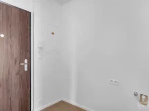 Pronájem bytu 1+kk, Hradec Králové, Na Střezině, 26 m2