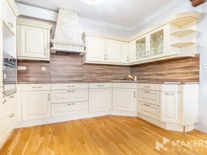 Prodej bytu 3+kk, Praha - Smíchov, U Dívčích hradů, 100 m2