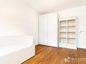 Prodej bytu 3+kk, Praha - Smíchov, U Dívčích hradů, 100 m2