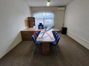 Pronájem kanceláře, Zašová, 200 m2
